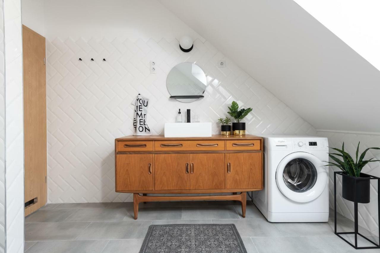 Gozsdu Design Apartment Budapest Ngoại thất bức ảnh